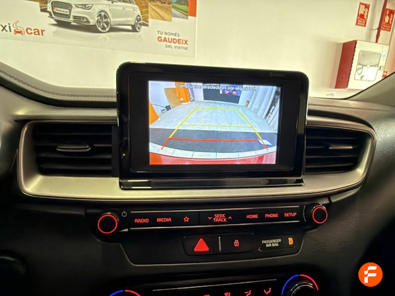 Foto Kia Ceed 12