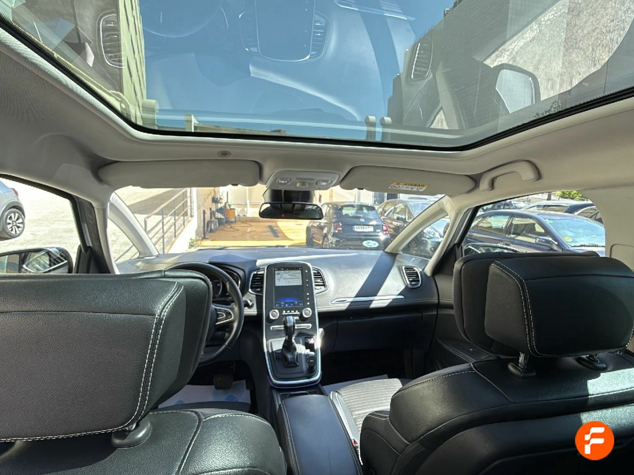 Foto Renault Scénic 15
