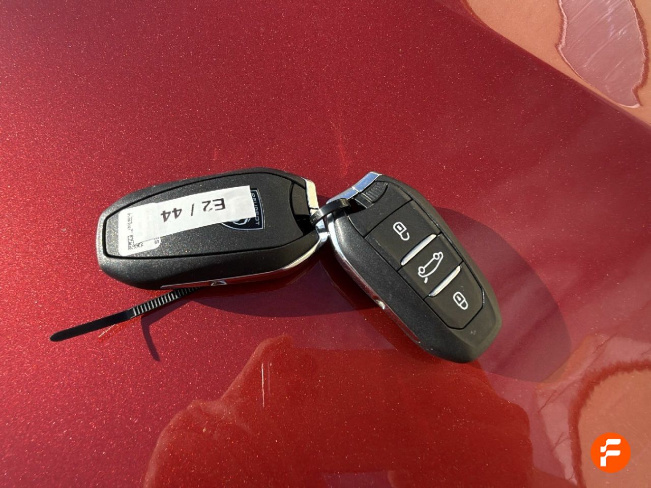 Foto Peugeot 308 8