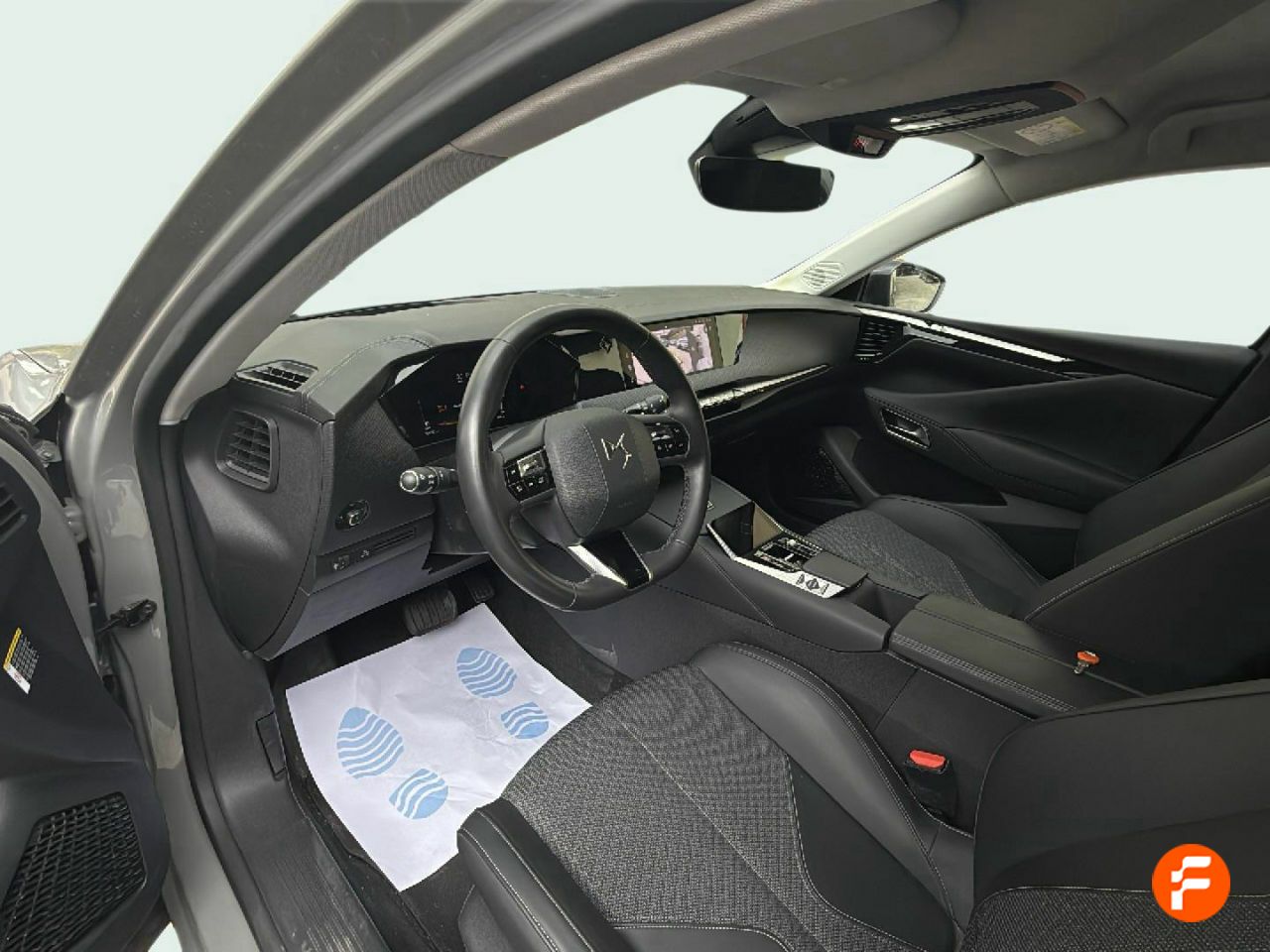Foto DS Automobiles DS 4 8