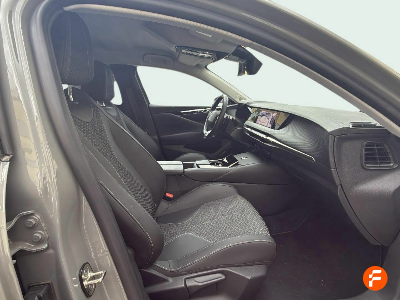 Foto DS Automobiles DS 4 10