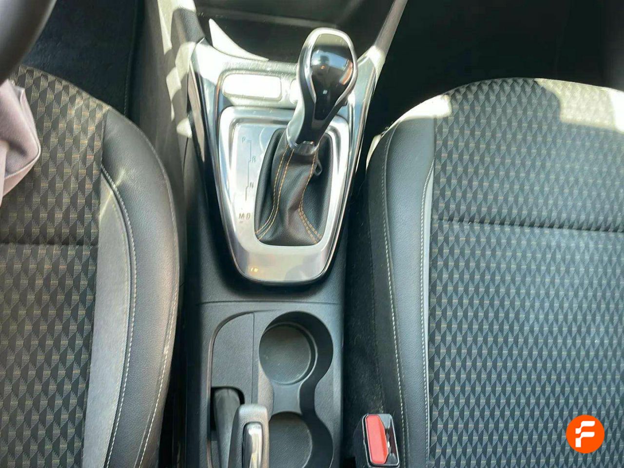 Foto Opel Crossland X 26