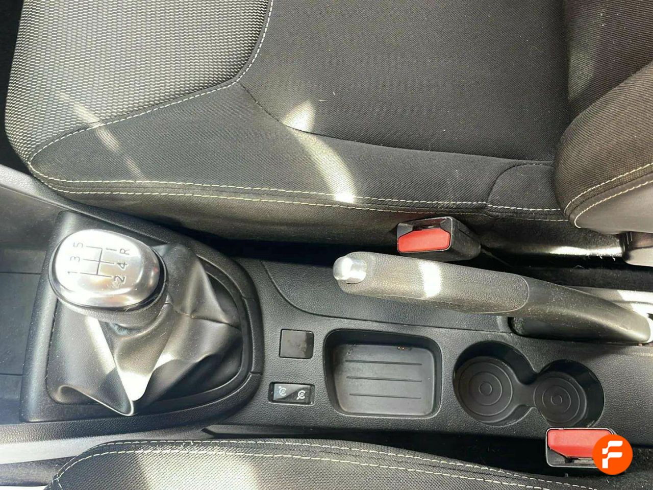 Foto Renault Clio 27
