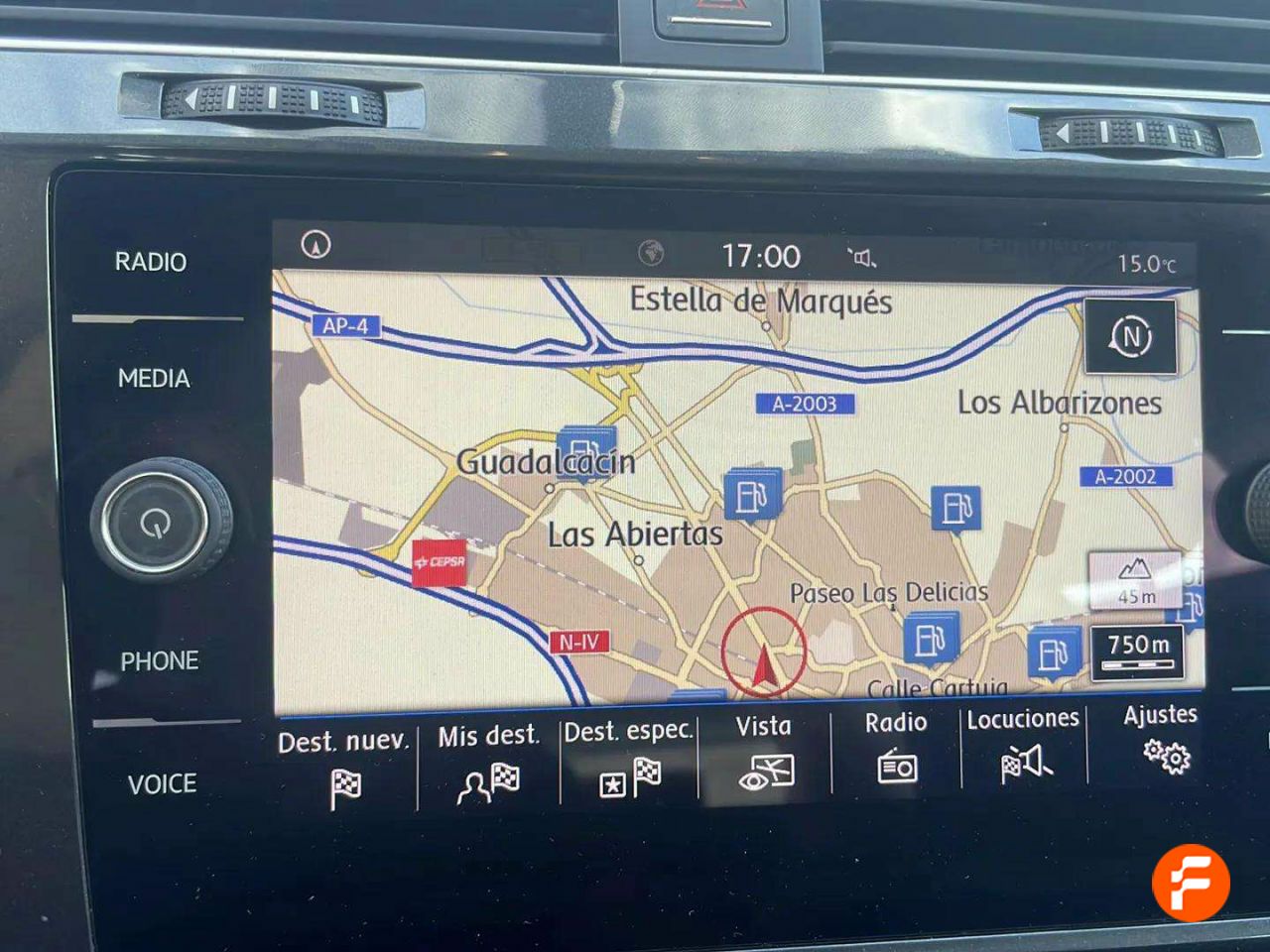 Foto Volkswagen Golf 29