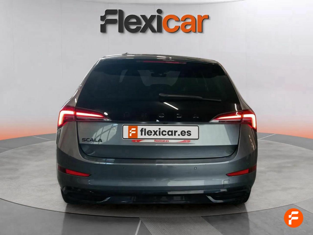 Foto Skoda Scala 4