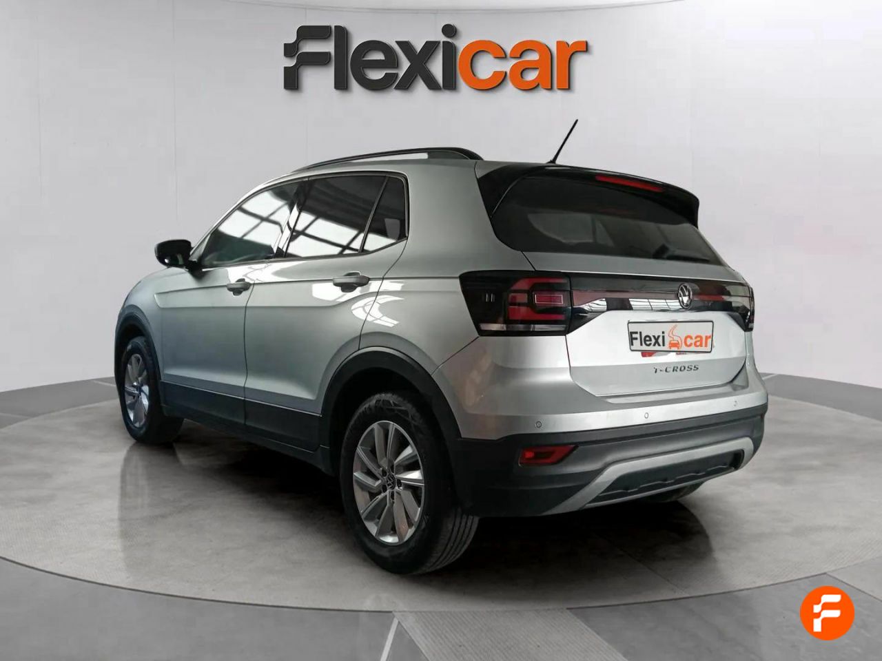 Foto Volkswagen T-Cross 3
