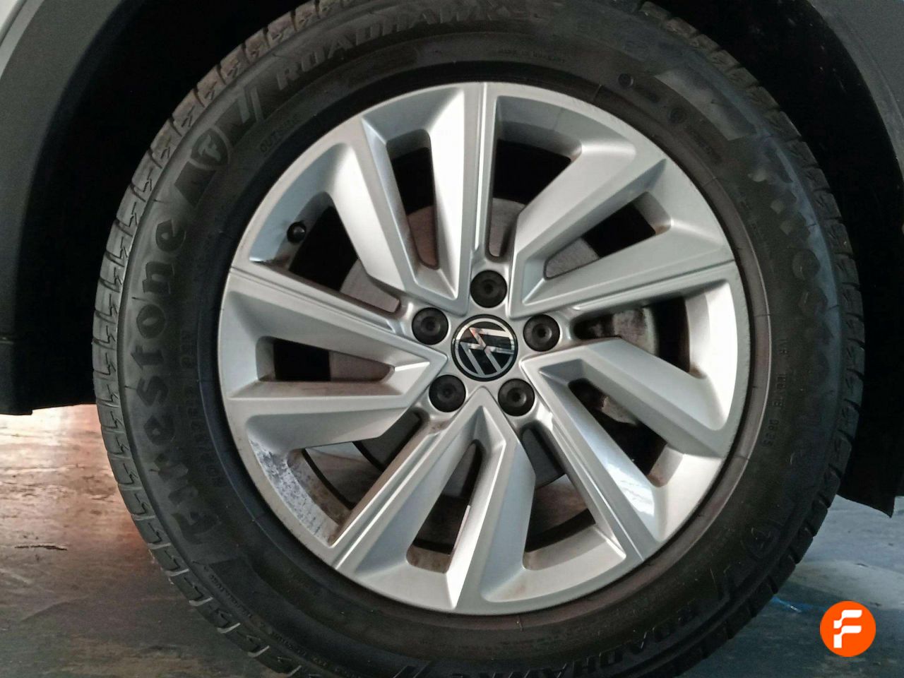 Foto Volkswagen T-Cross 18