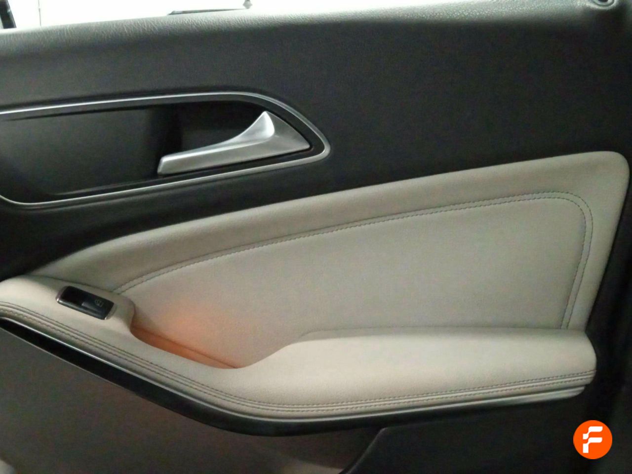 Foto Mercedes-Benz Clase GLA 23