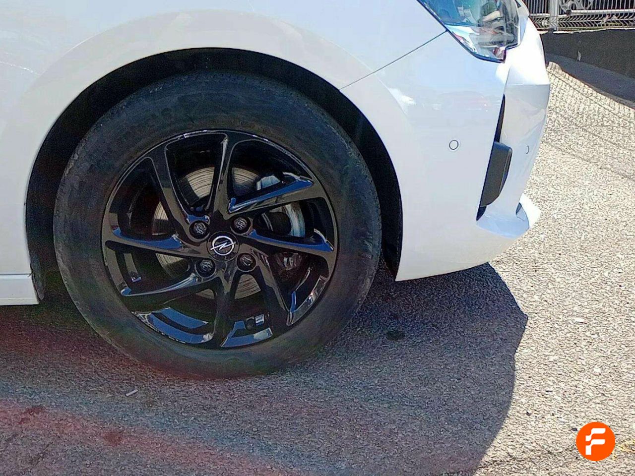 Foto Opel Corsa 16