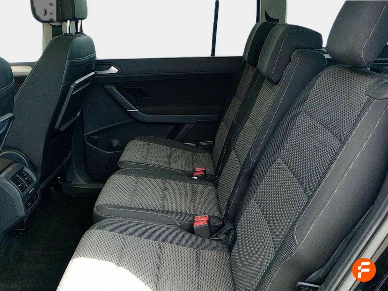 Foto Volkswagen Touran 11