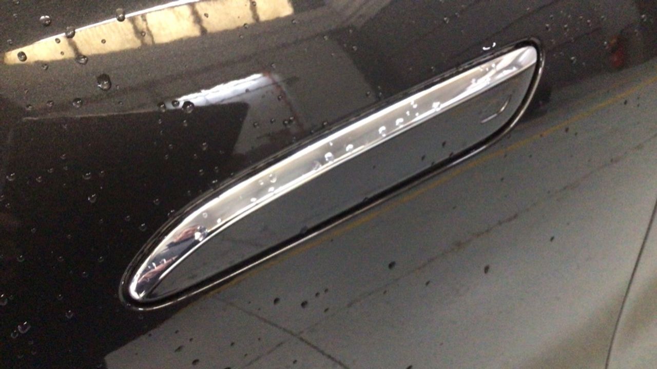 Foto Mercedes-Benz Clase E 18