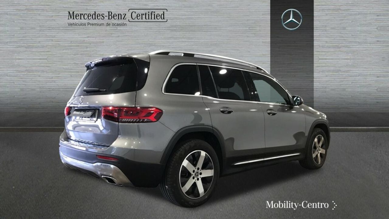 Foto Mercedes-Benz Clase GLB 2