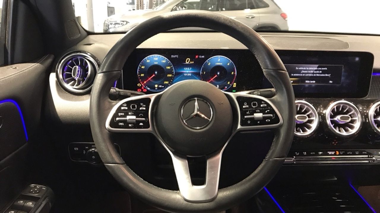Foto Mercedes-Benz Clase GLB 9