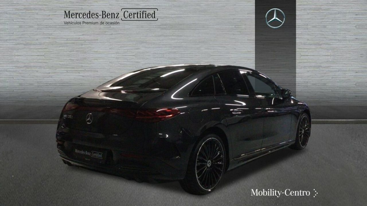 Foto Mercedes-Benz EQE 2