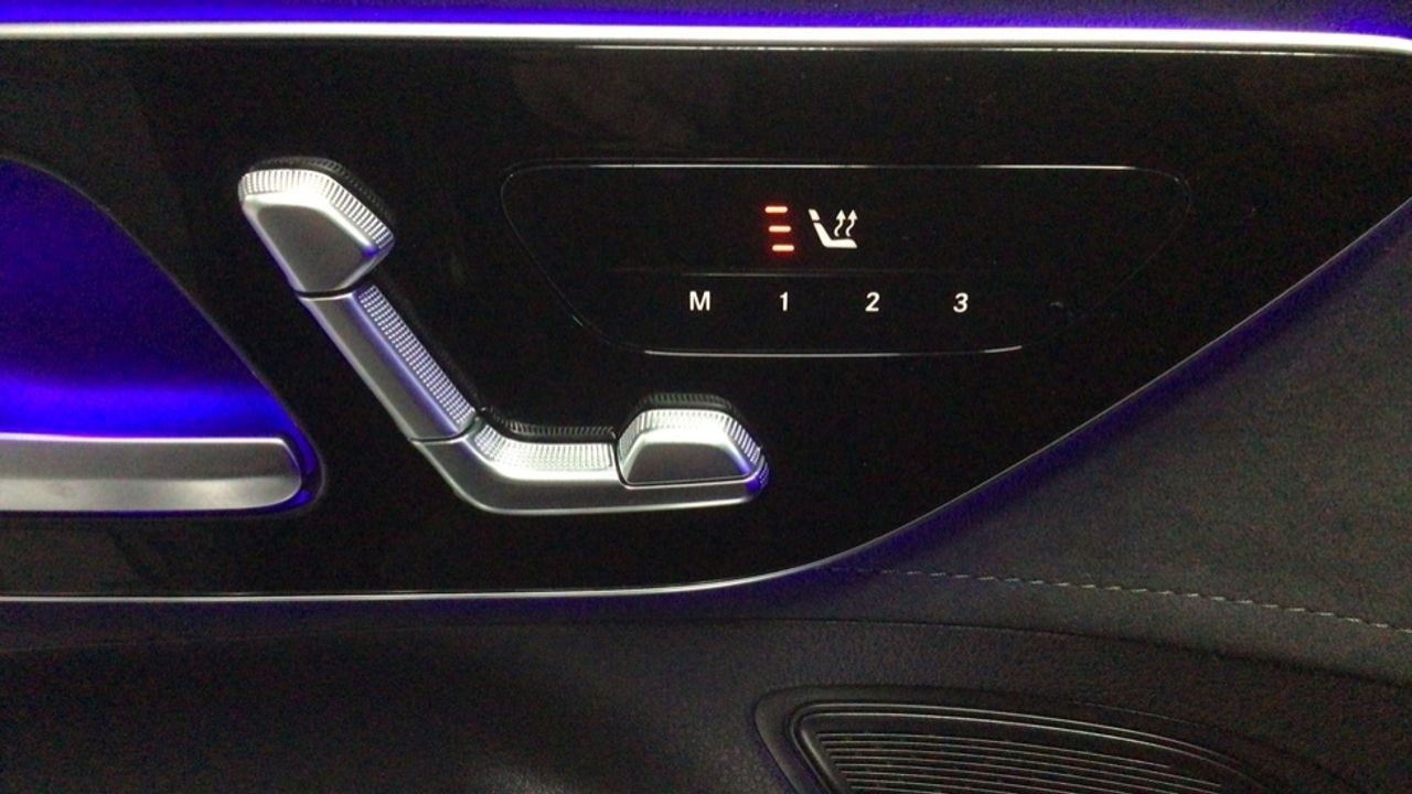 Foto Mercedes-Benz EQE 23