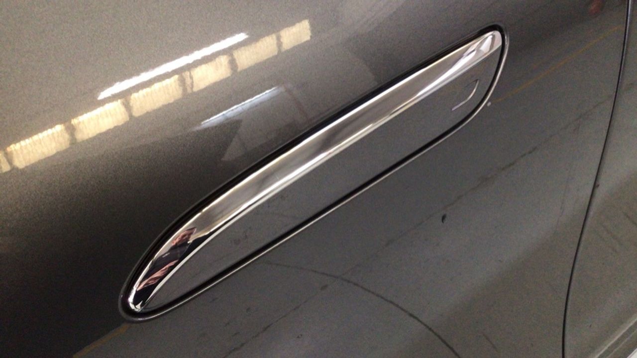Foto Mercedes-Benz EQE 18
