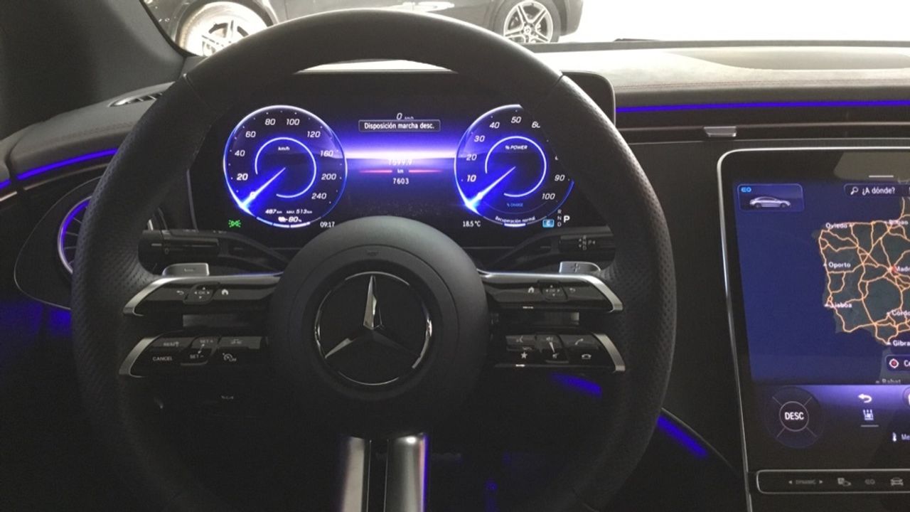 Foto Mercedes-Benz EQE 9