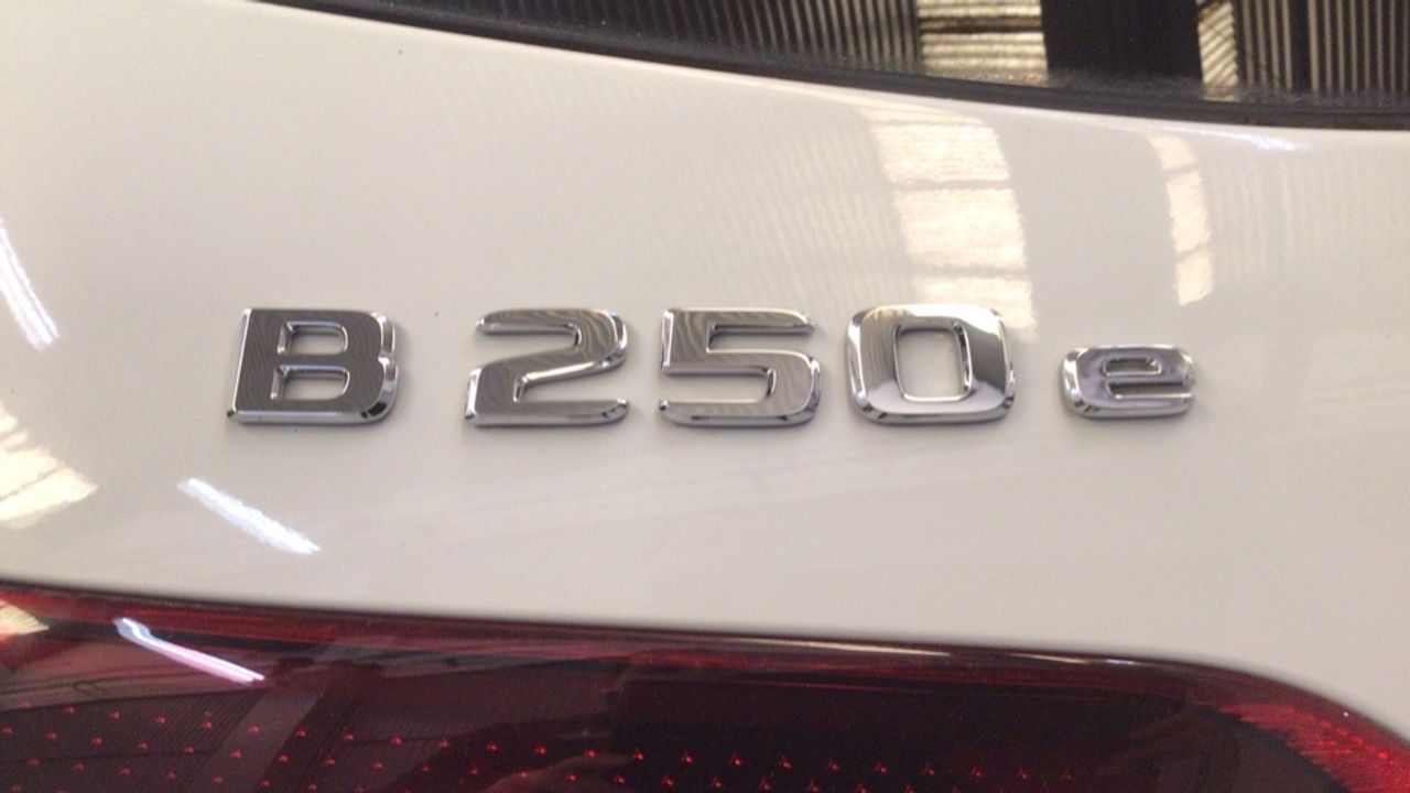 Foto Mercedes-Benz Clase B 12
