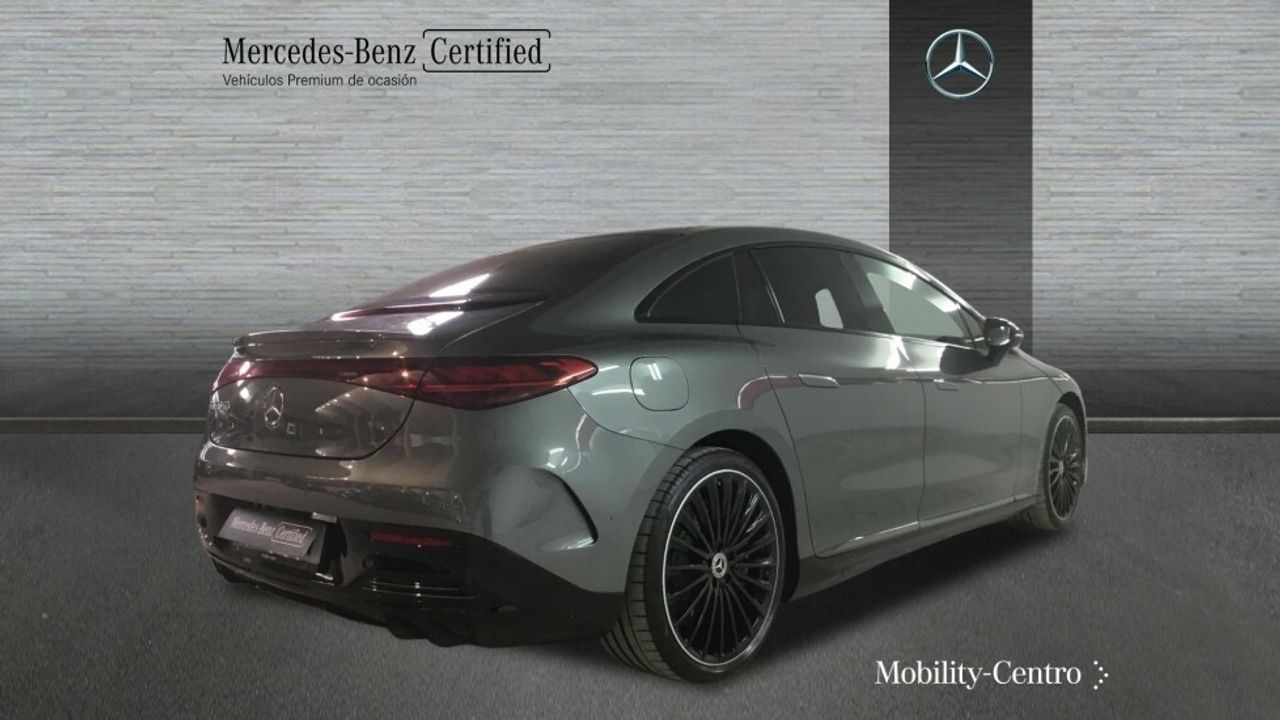 Foto Mercedes-Benz EQE 2