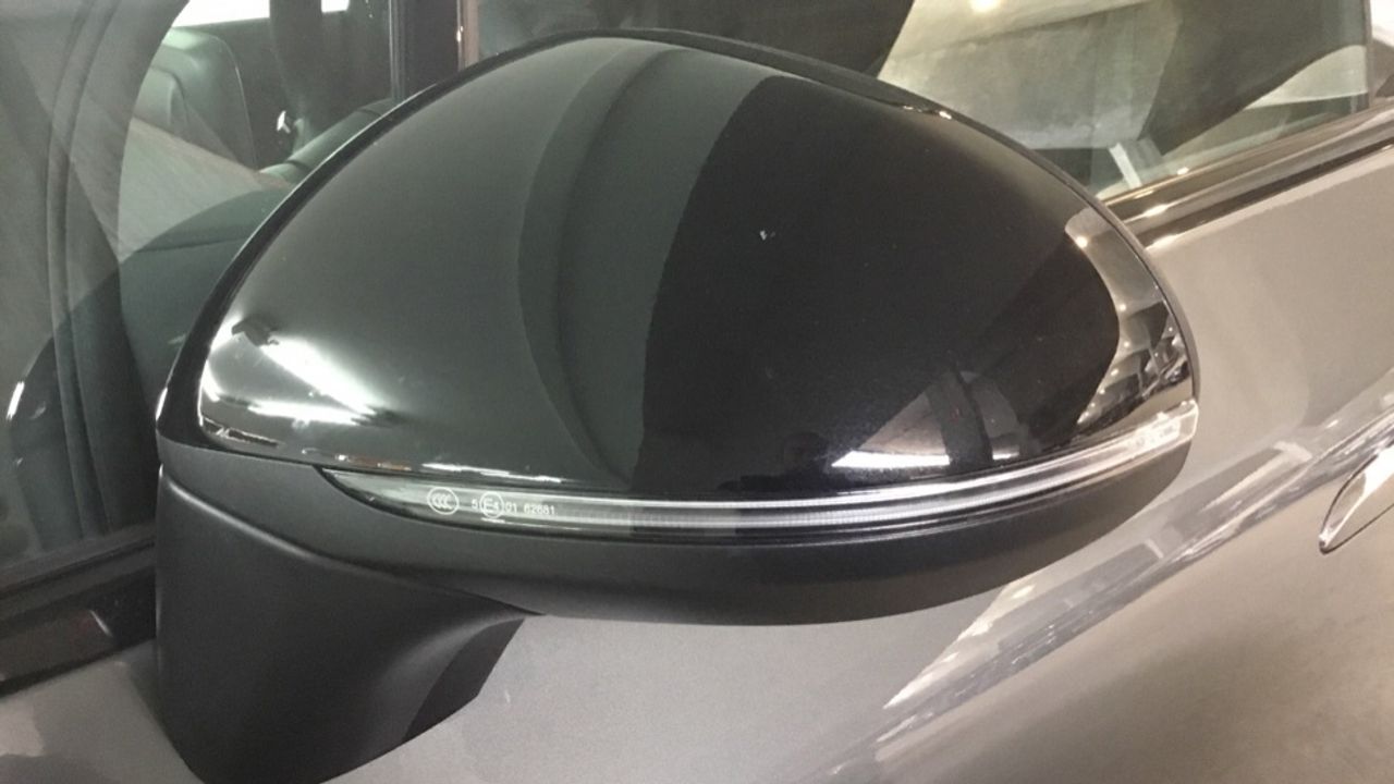 Foto Mercedes-Benz EQE 16