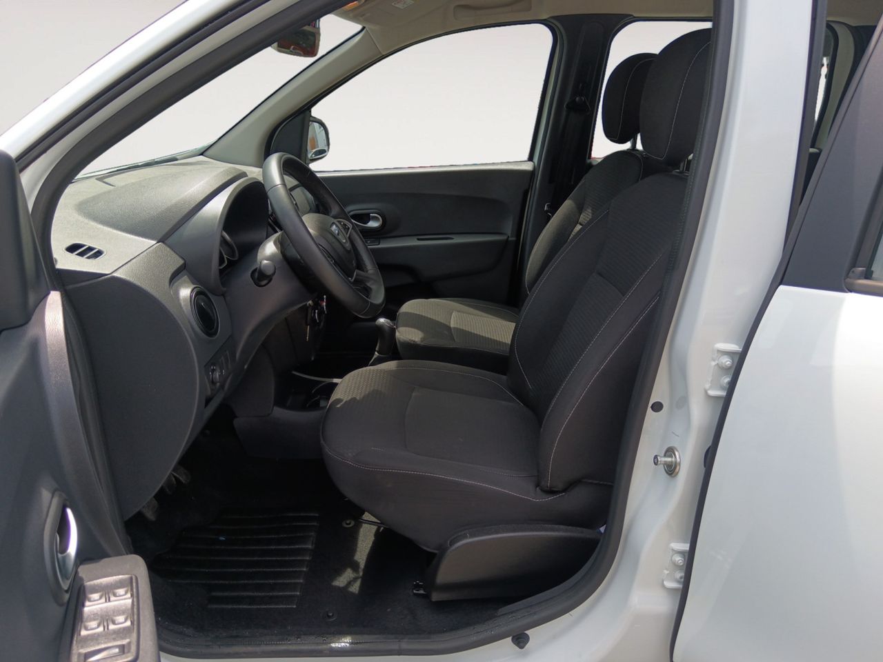 Foto Dacia Lodgy 8
