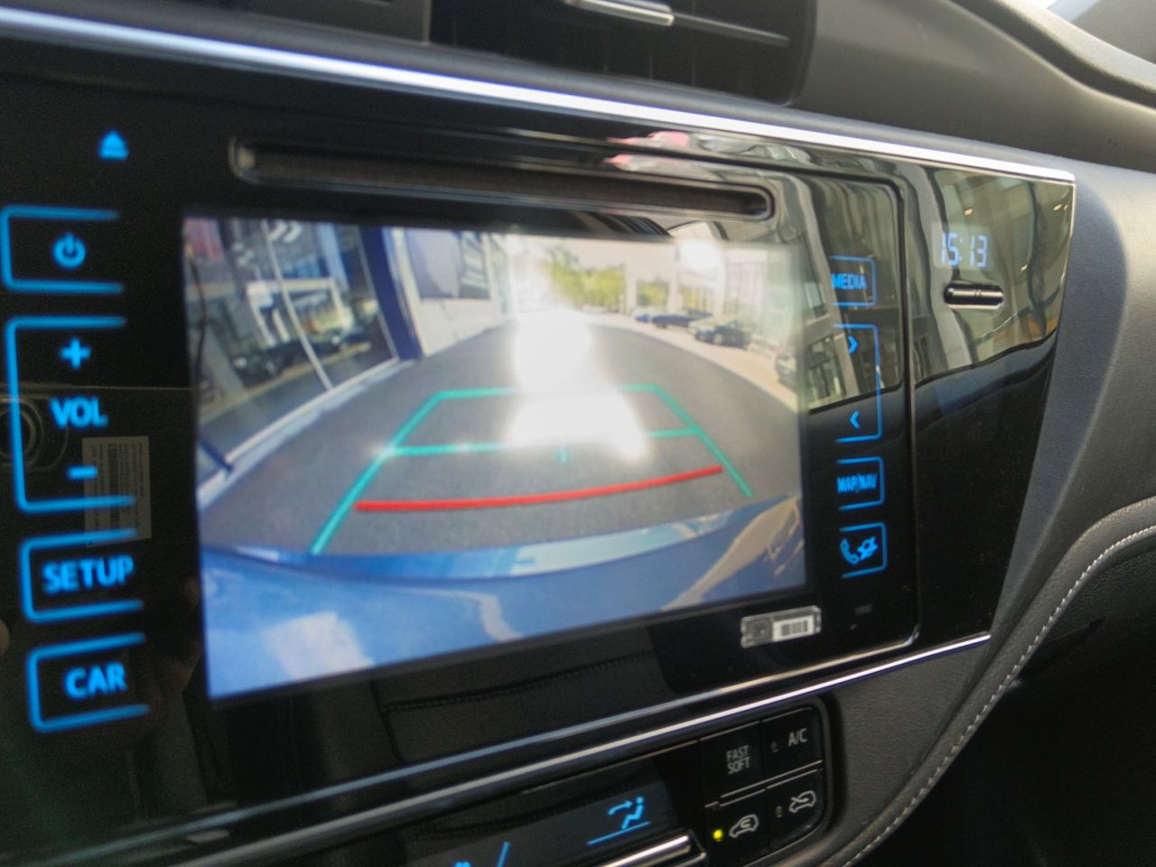 Foto Toyota Auris 17