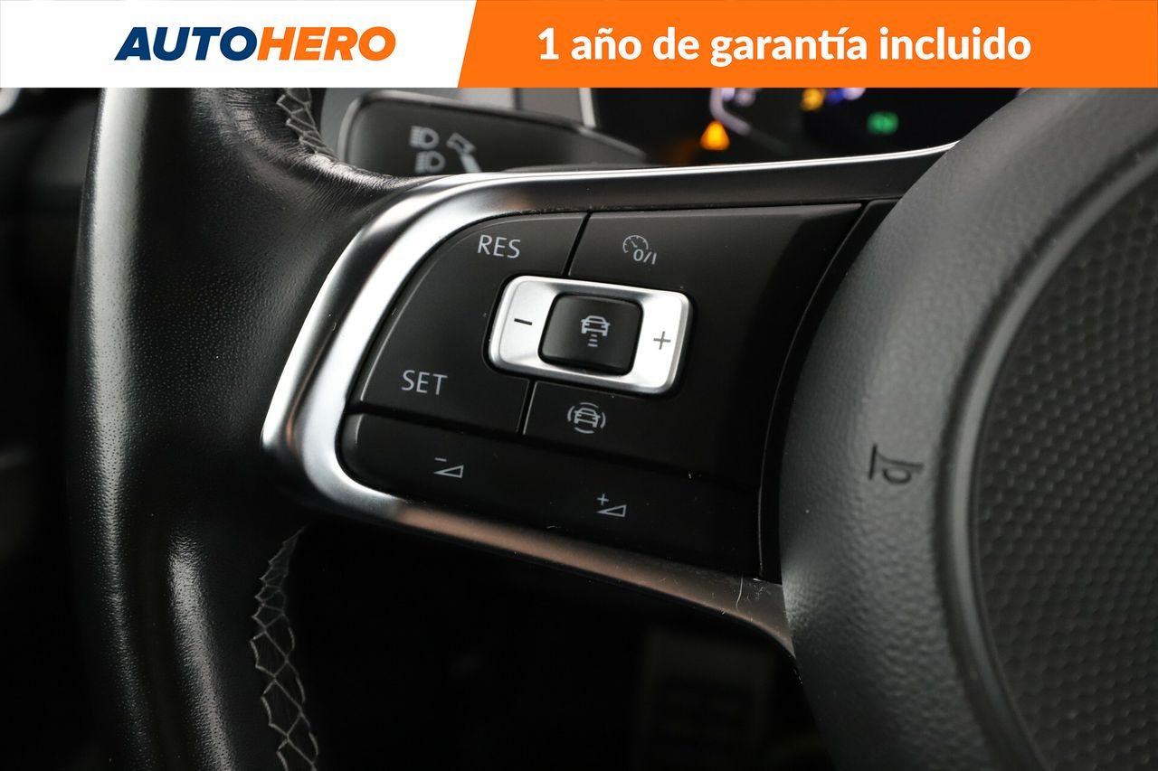 Foto Volkswagen Arteon 30
