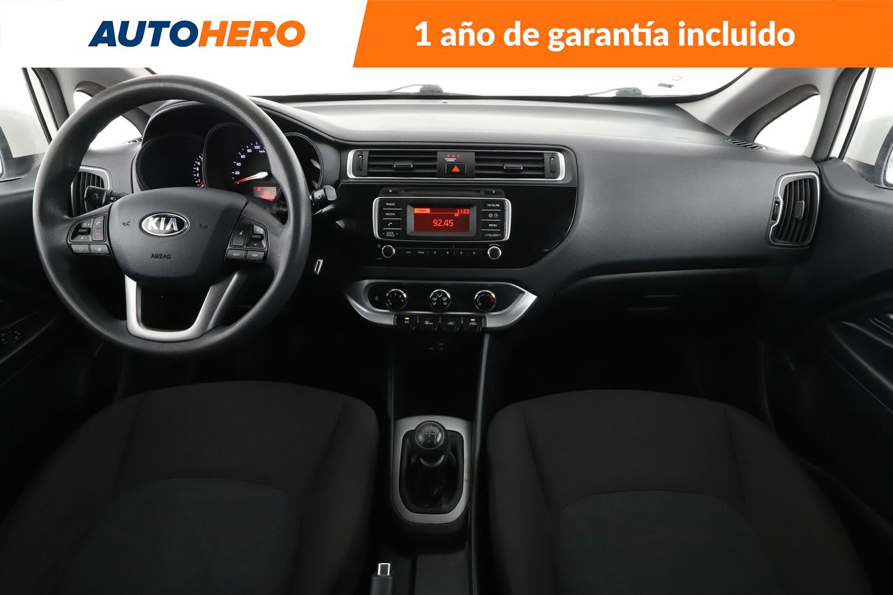 Foto Kia Rio 12