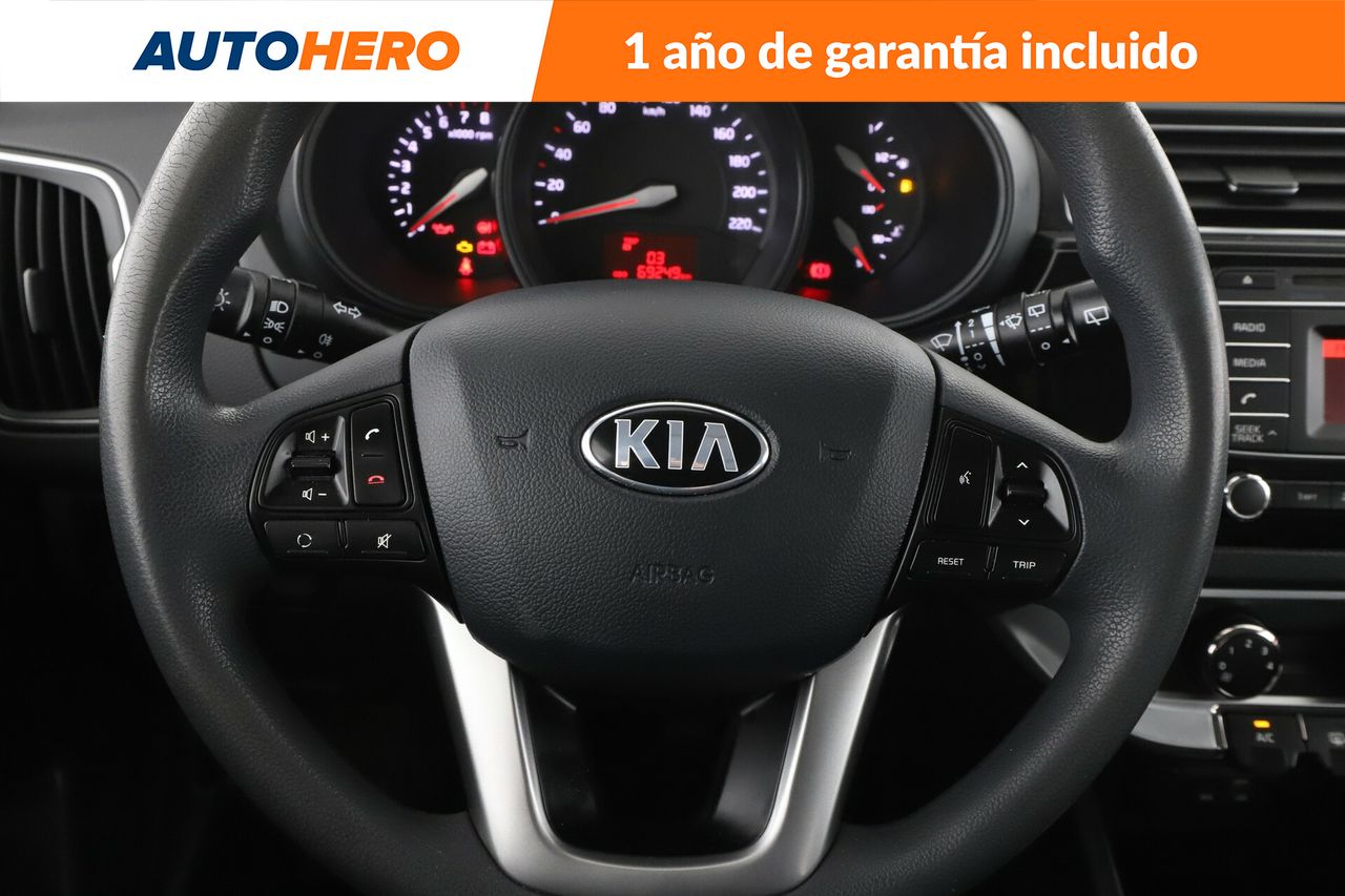 Foto Kia Rio 19