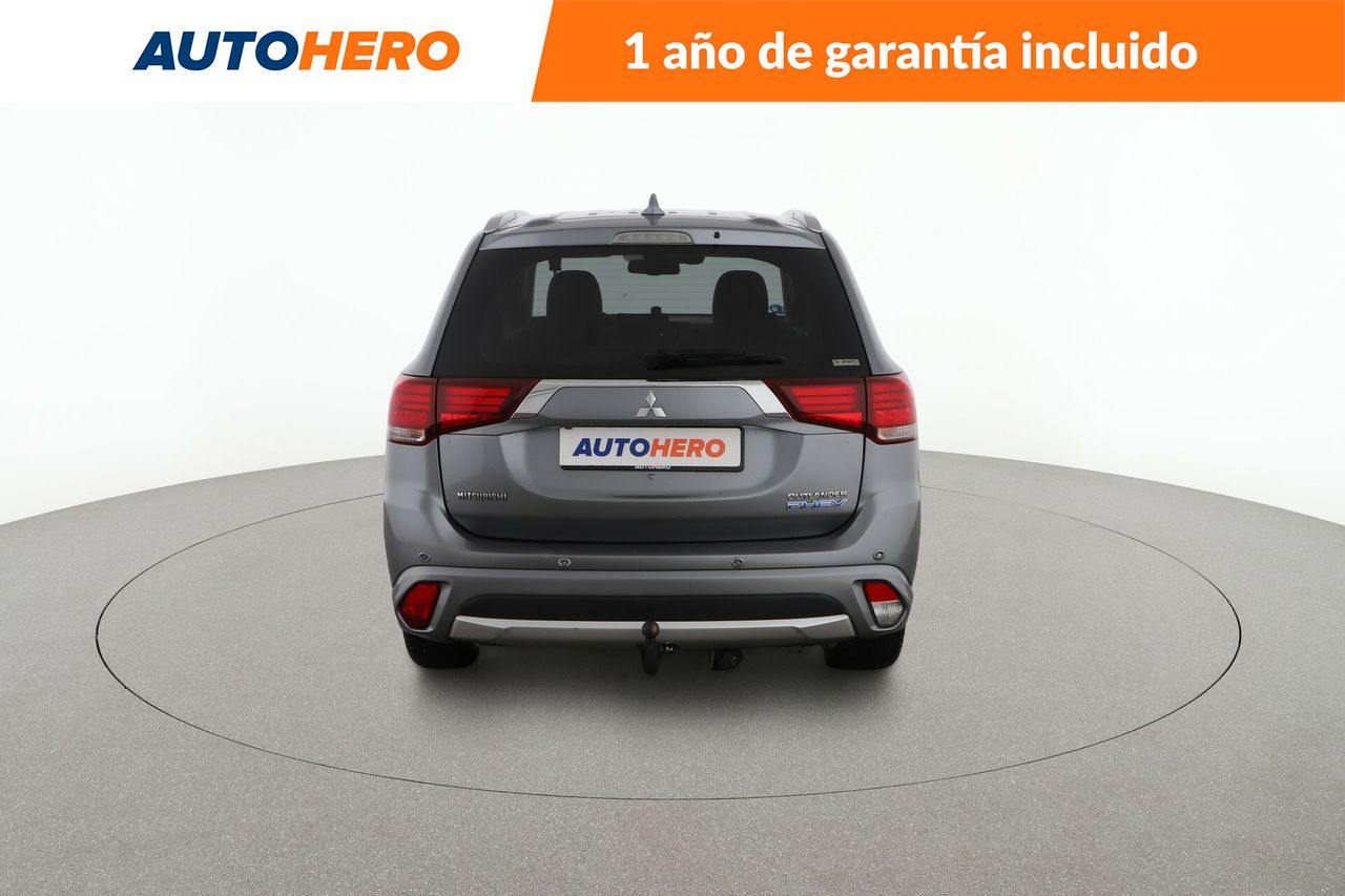 Foto Mitsubishi Outlander 4