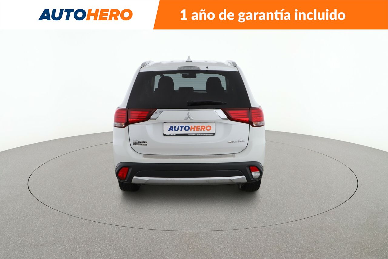 Foto Mitsubishi Outlander 4