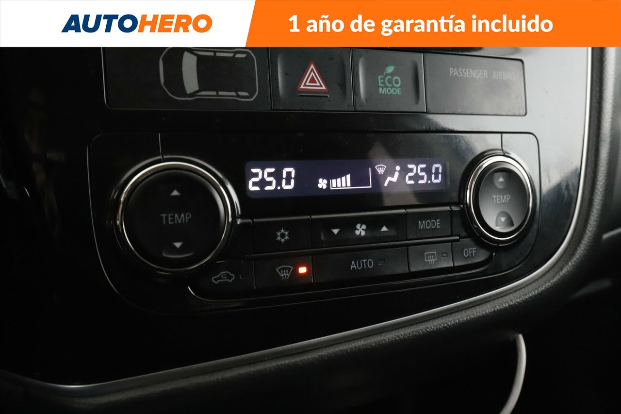 Foto Mitsubishi Outlander 32