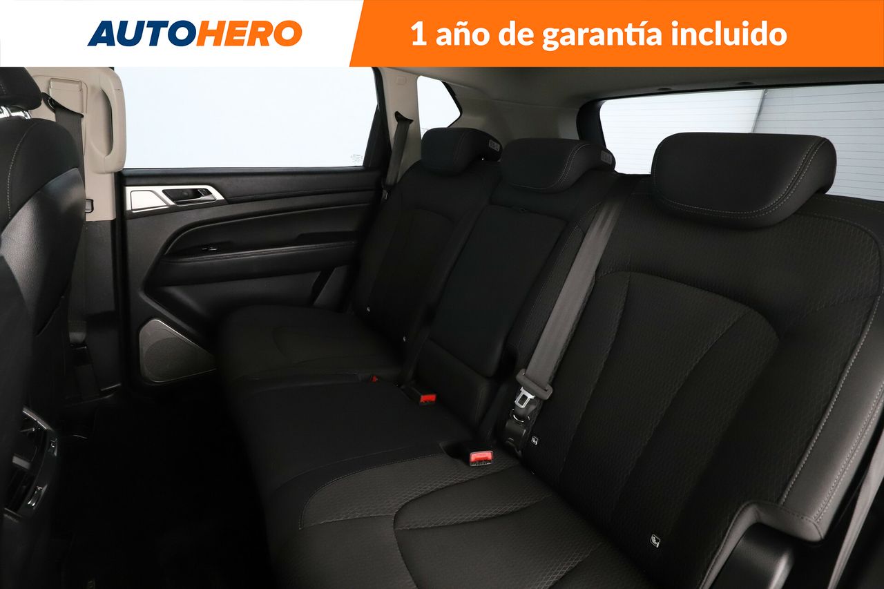 Foto SsangYong Rexton 14