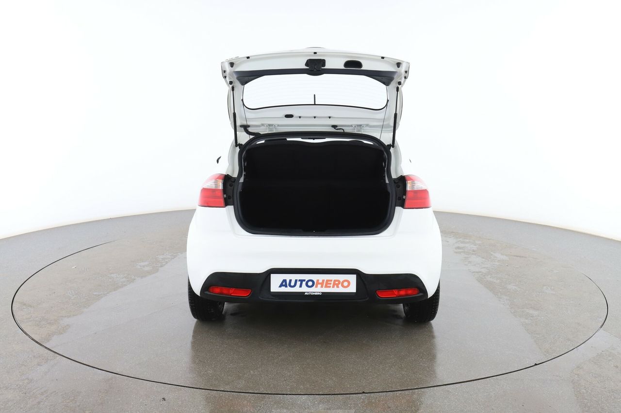 Foto Kia Rio 16