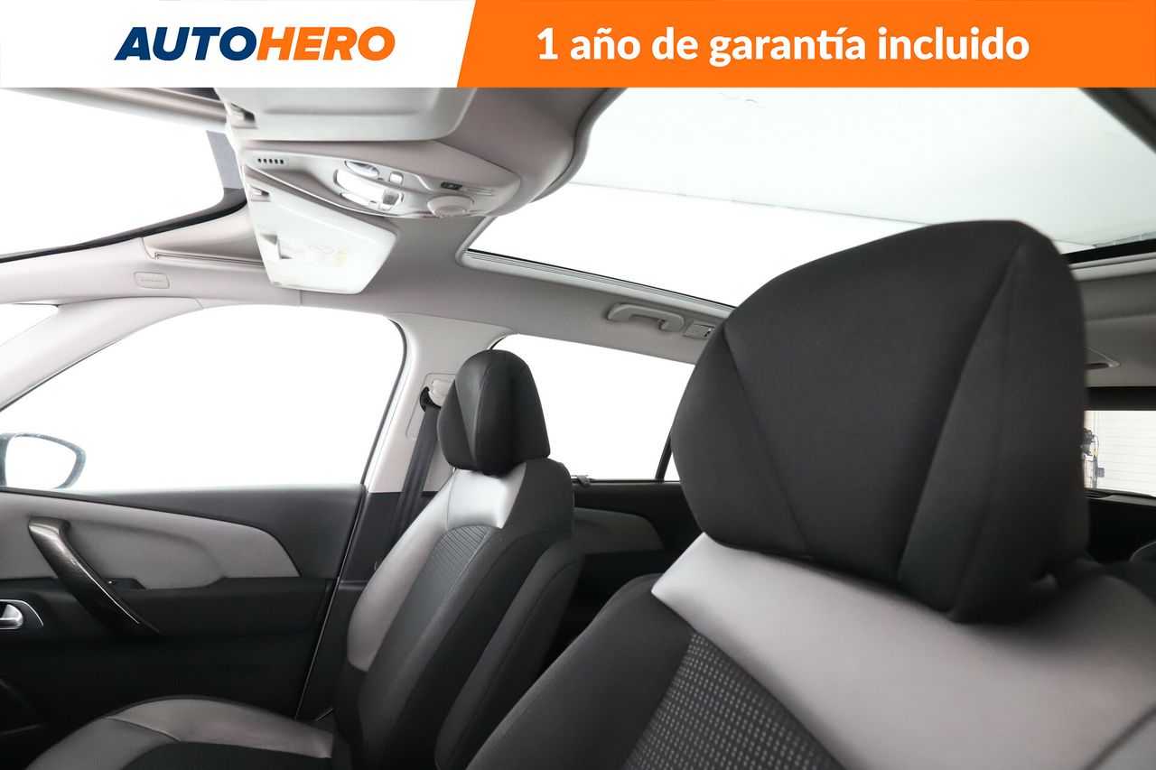 Foto Citroën Grand C4 Picasso 34