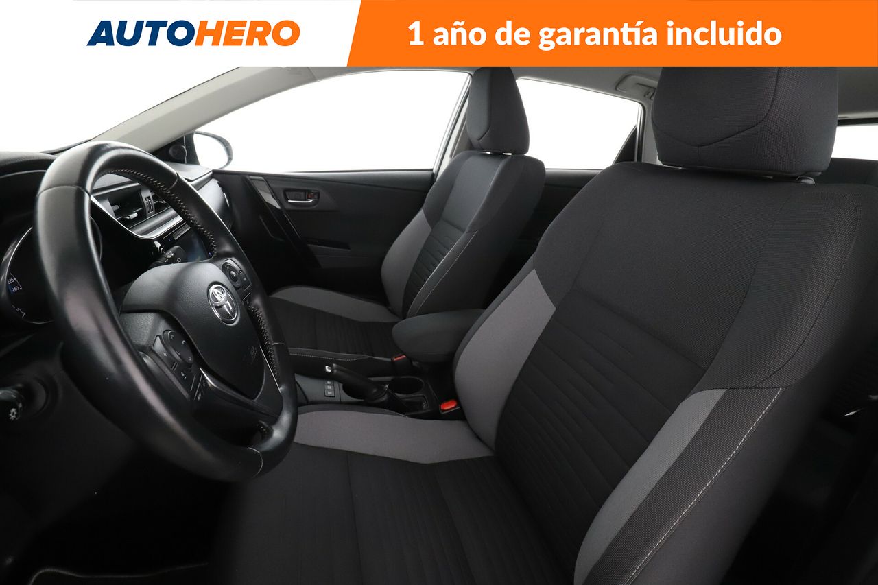 Foto Toyota Auris 11