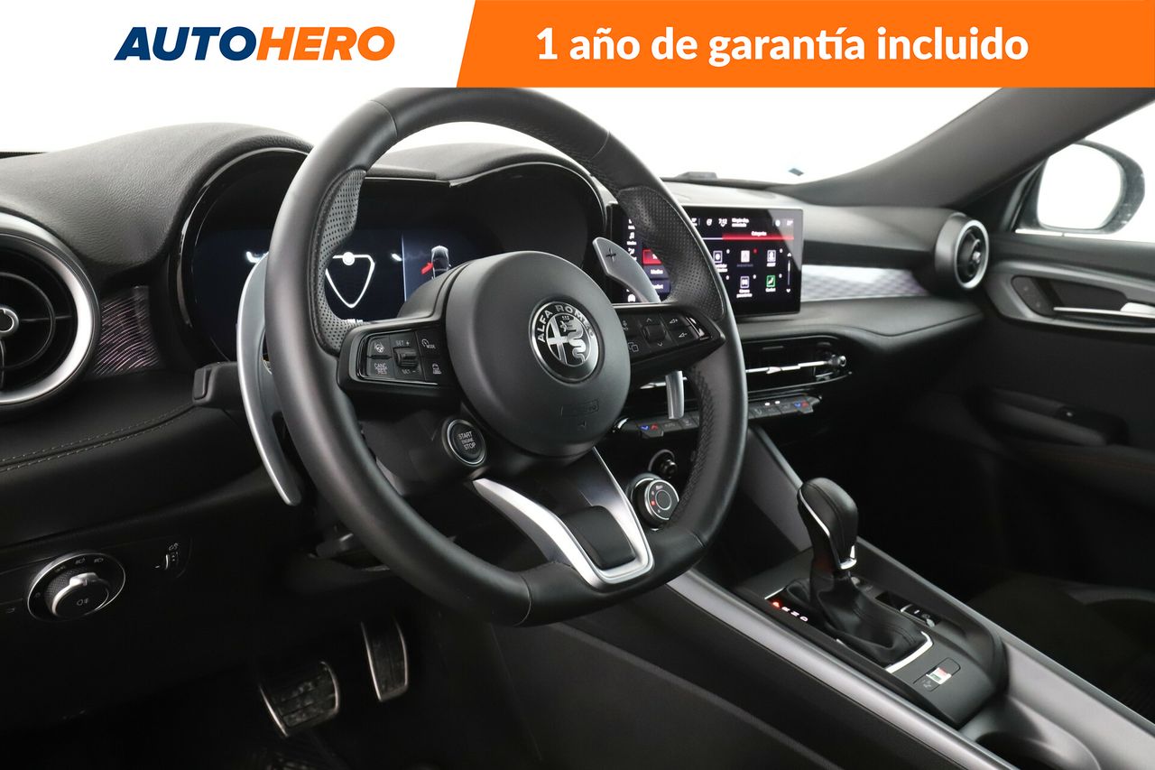 Foto Alfa Romeo Tonale 11