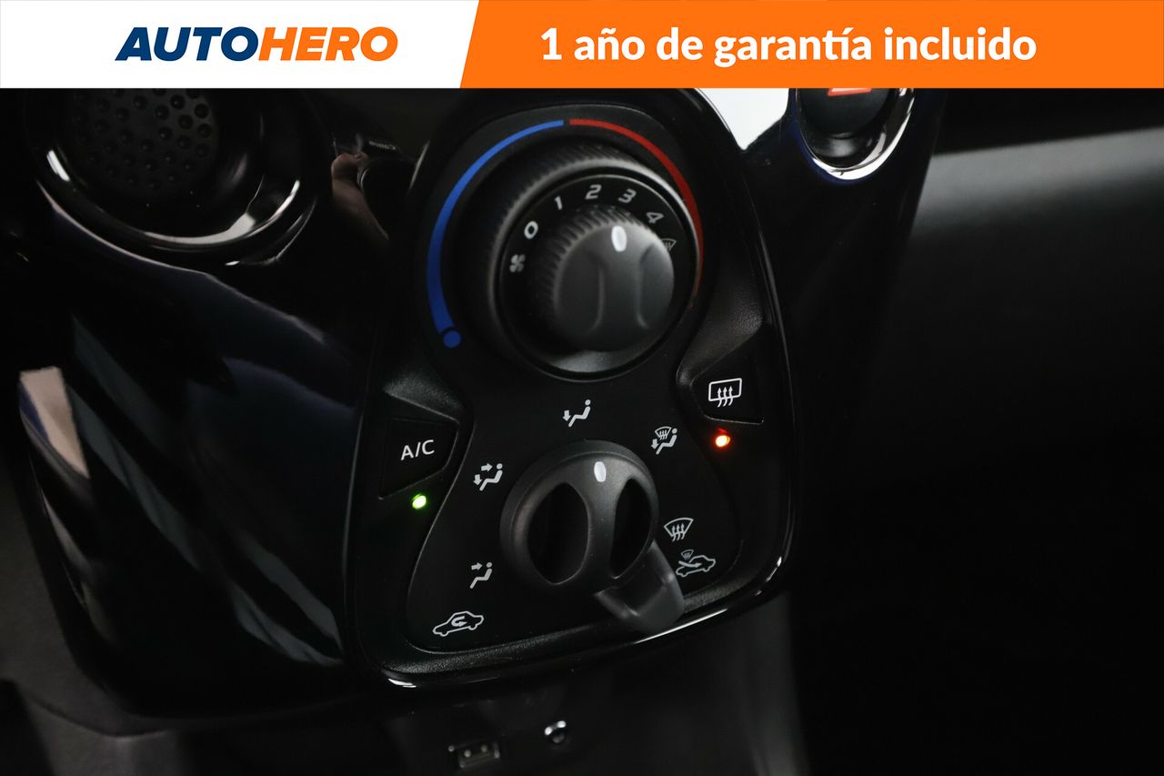 Foto Peugeot 108 21