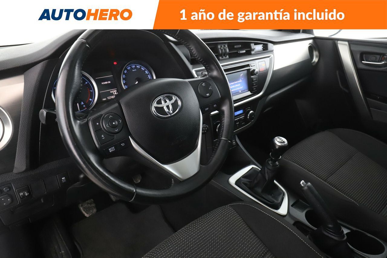 Foto Toyota Auris 11