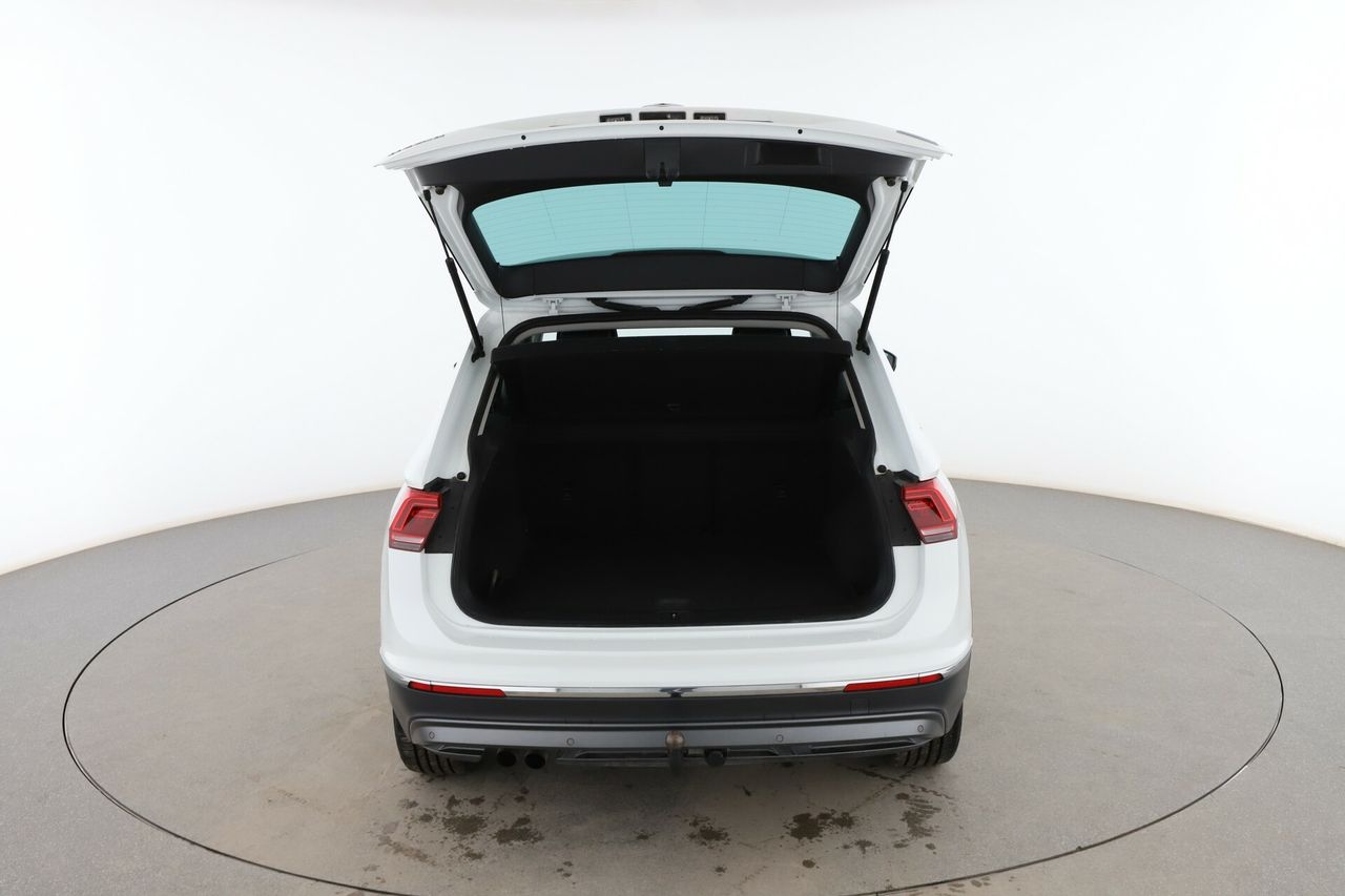 Foto Volkswagen Tiguan 16