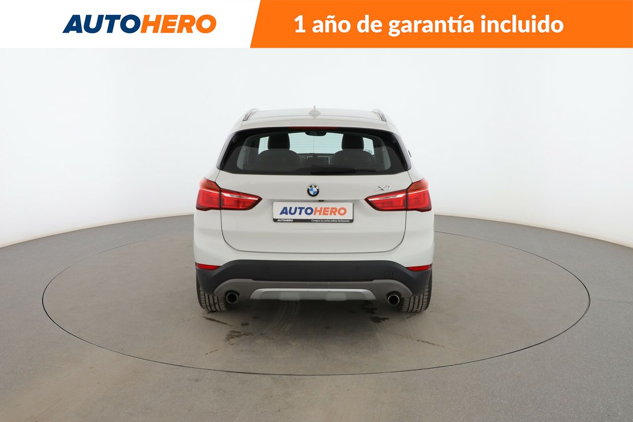 Foto BMW X1 4
