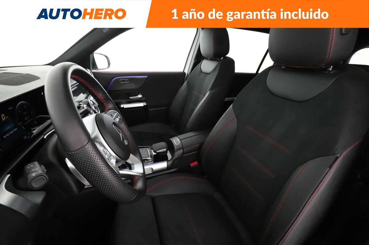Foto Mercedes-Benz Clase GLB 10