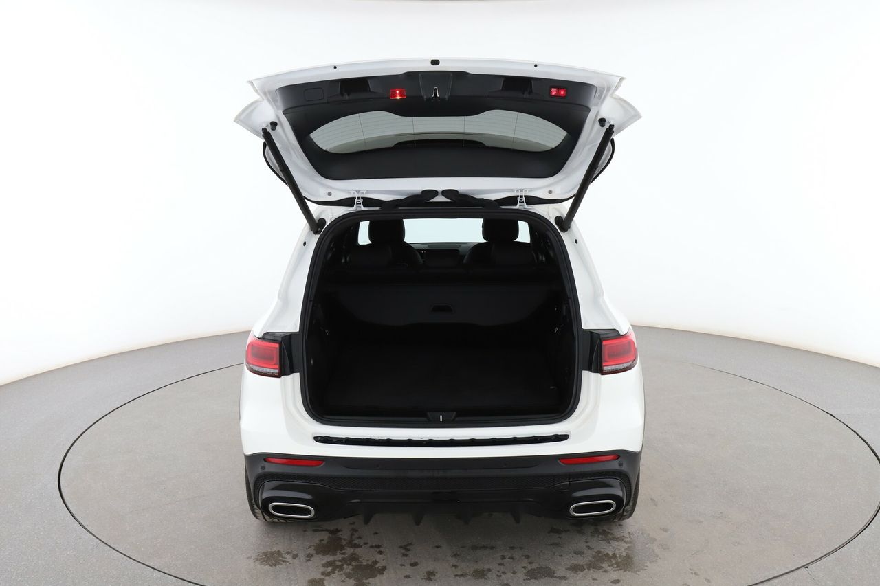Foto Mercedes-Benz Clase GLB 16