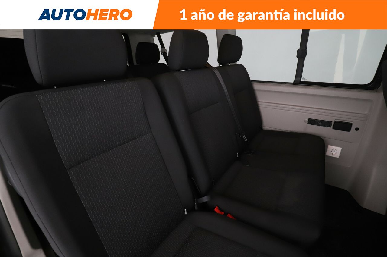Foto Volkswagen Caravelle 14