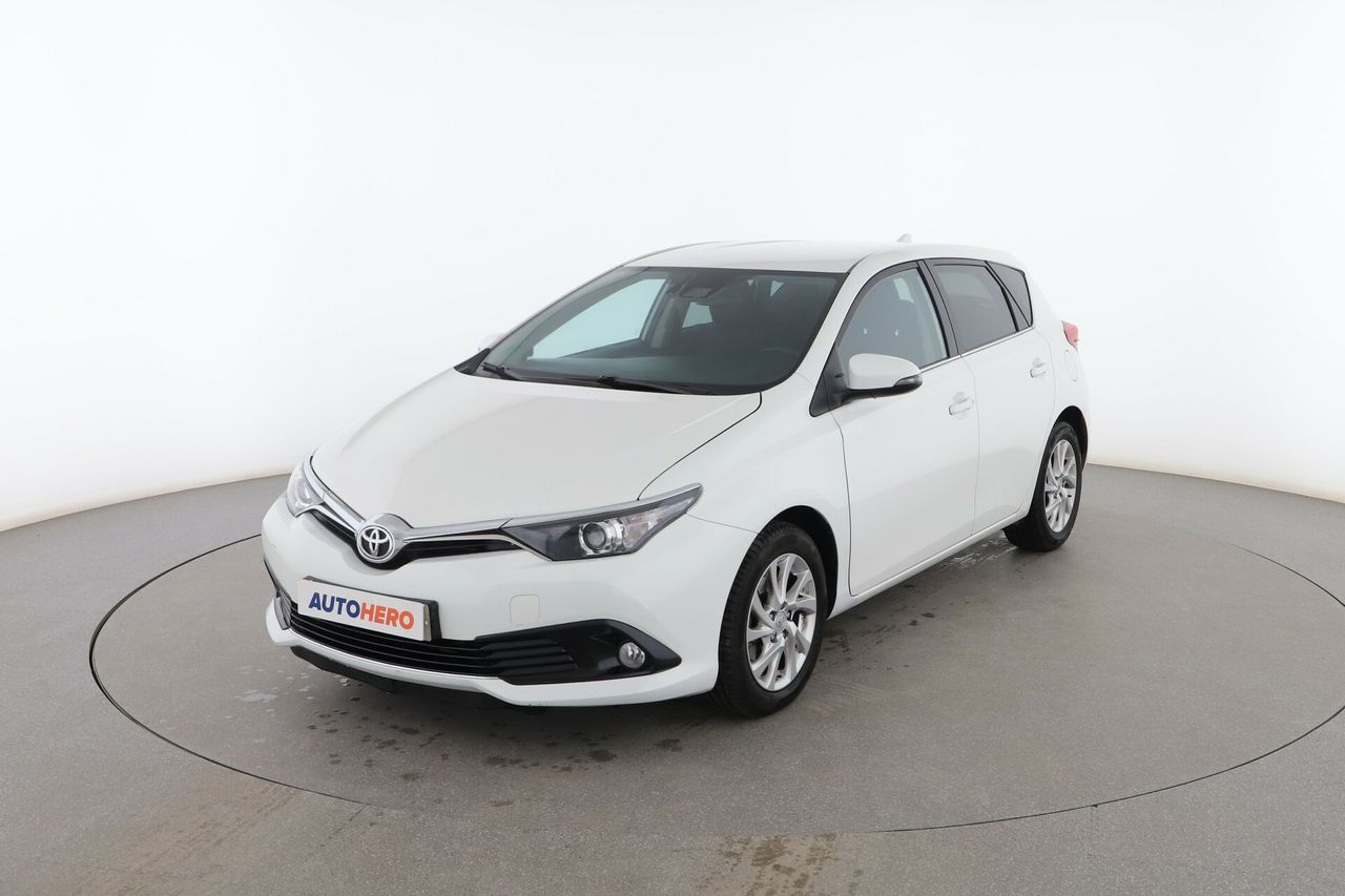 Foto Toyota Auris 1