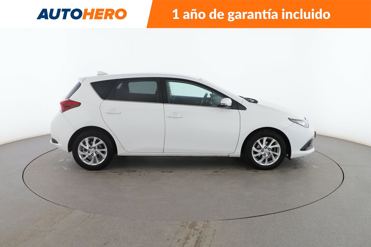 Foto Toyota Auris 6