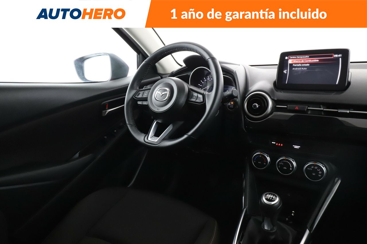 Foto Mazda Mazda2 13