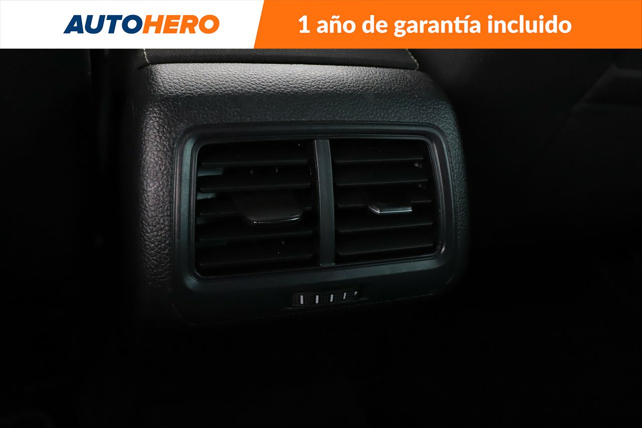 Foto Volkswagen Golf 29