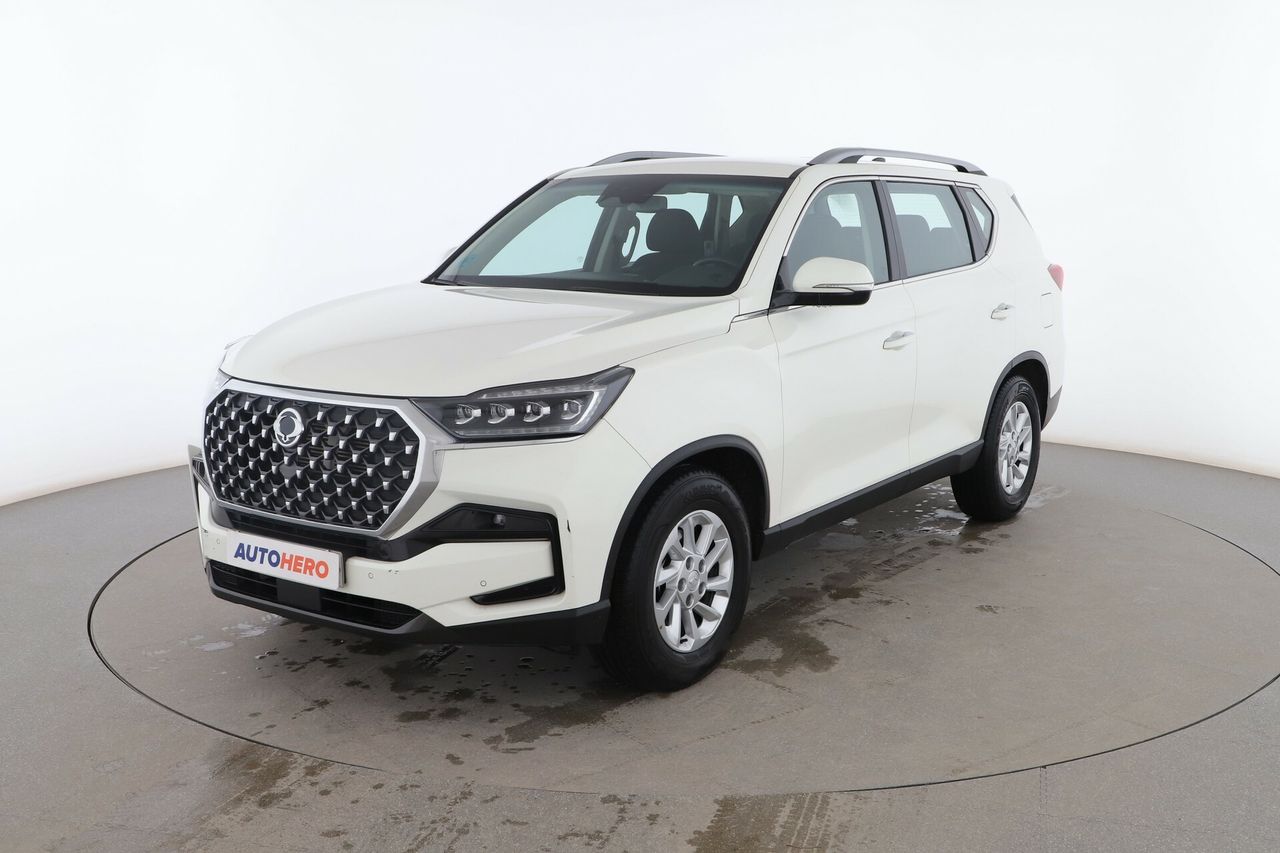 Foto SsangYong Rexton 1