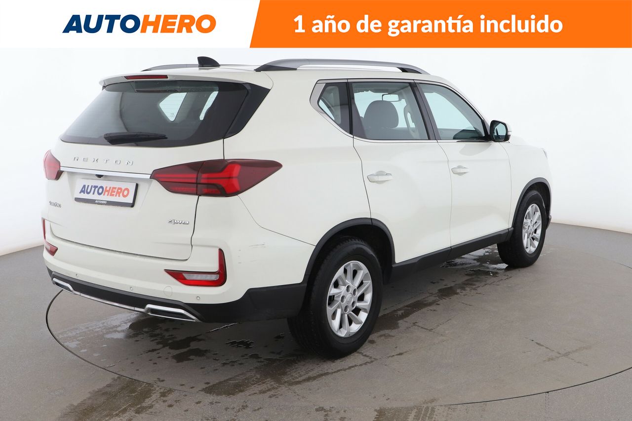 Foto SsangYong Rexton 5